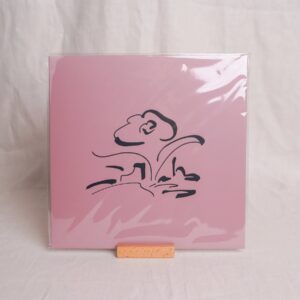Lullatone Music for My Friend's Flower Shop LP — 분홍 재킷 위 검은 붓선으로 그린 꽃